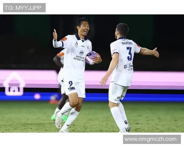 阿德莱德联女队与波斯光荣女队激战正酣精彩赛事回顾与分析